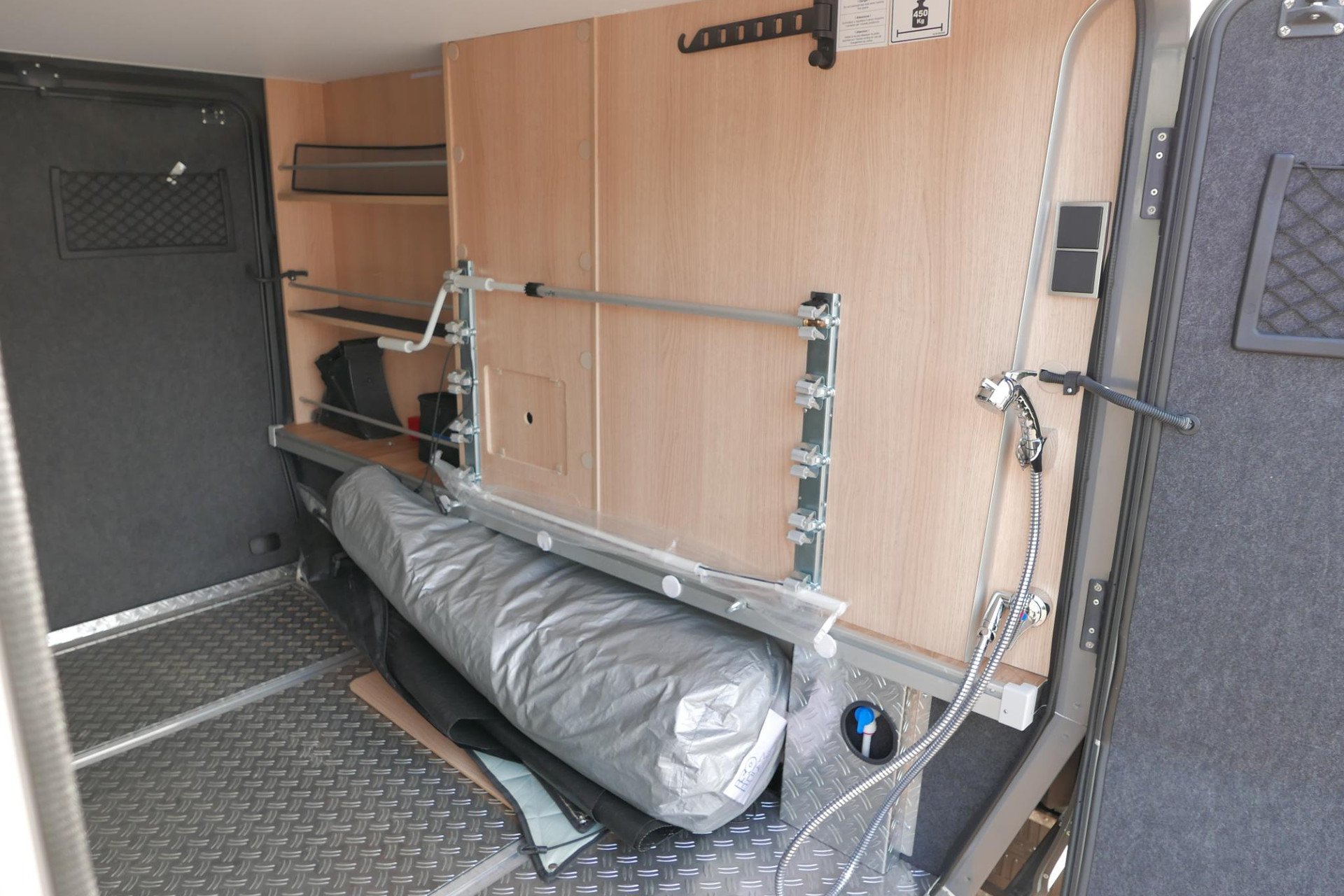 Hymer BML-I 780 MasterLine | Bovenkastjes | Levelsysteem | Lithium | Enkele bedden
