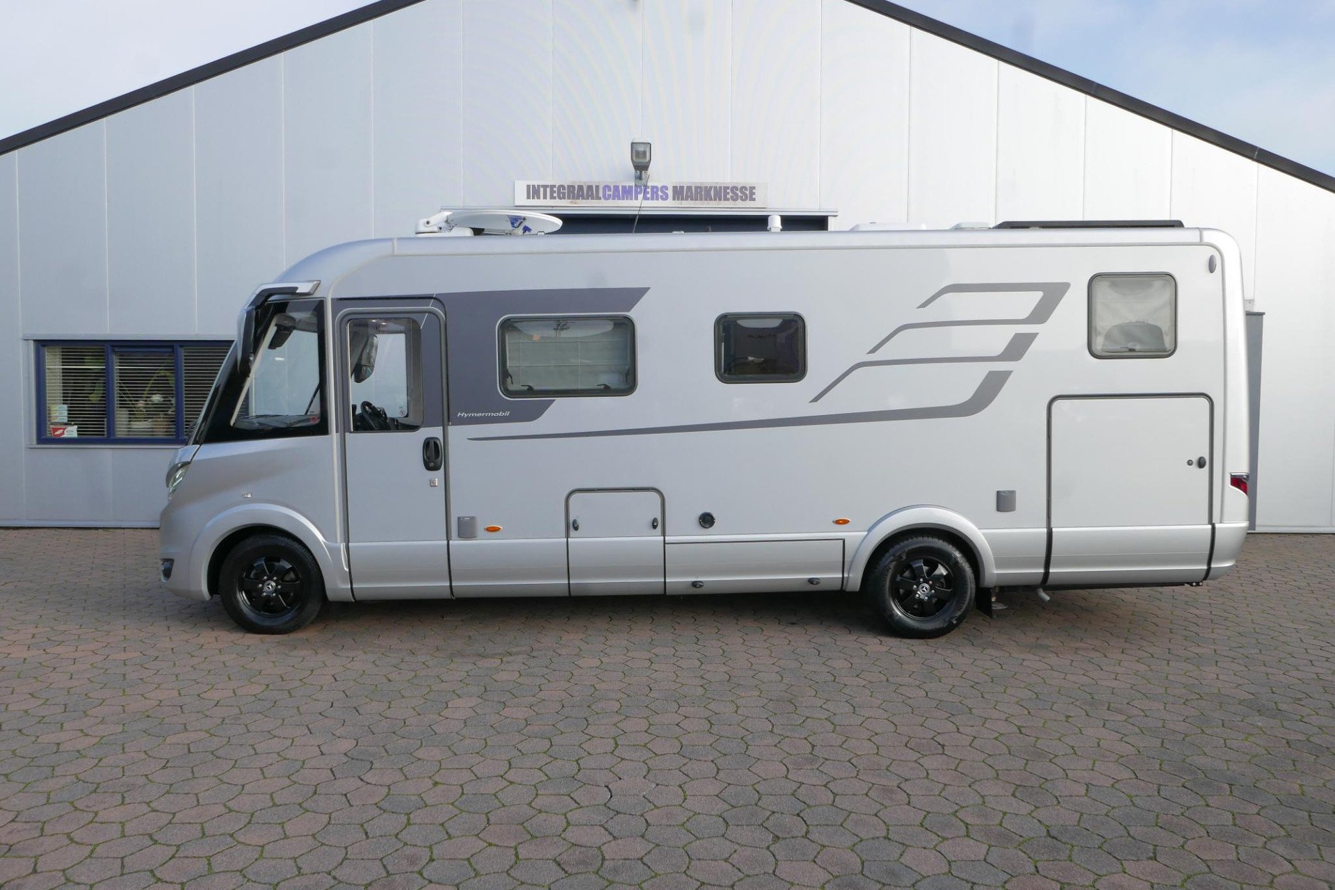 Hymer BML-I 780 MasterLine | Bovenkastjes | Levelsysteem | Lithium | Enkele bedden