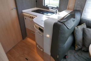 Hymer BML-I 780 MasterLine | Bovenkastjes | Levelsysteem | Lithium | Enkele bedden