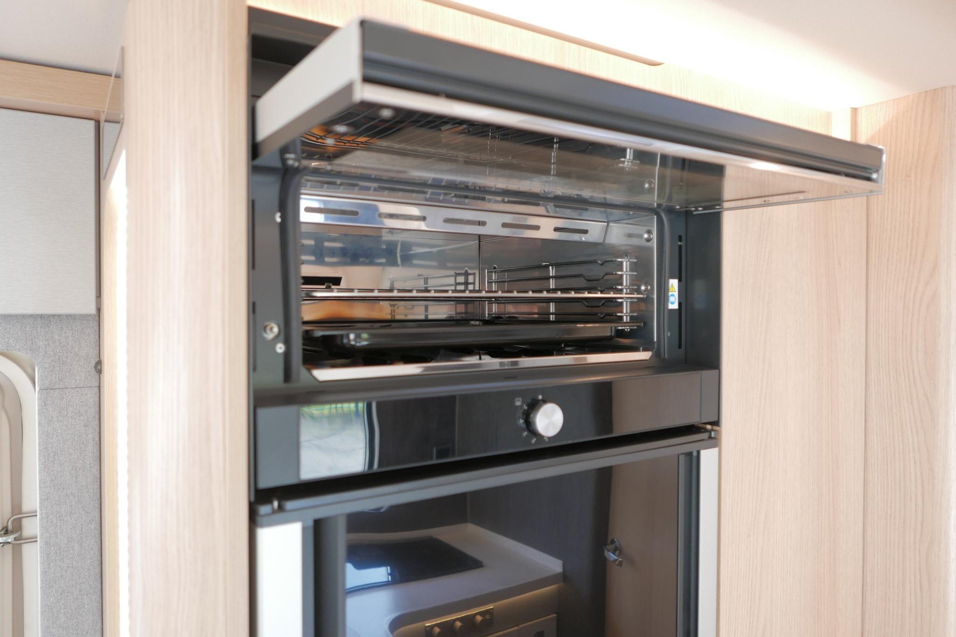 Hymer BML-I 780 MasterLine | Bovenkastjes | Levelsysteem | Lithium | Enkele bedden