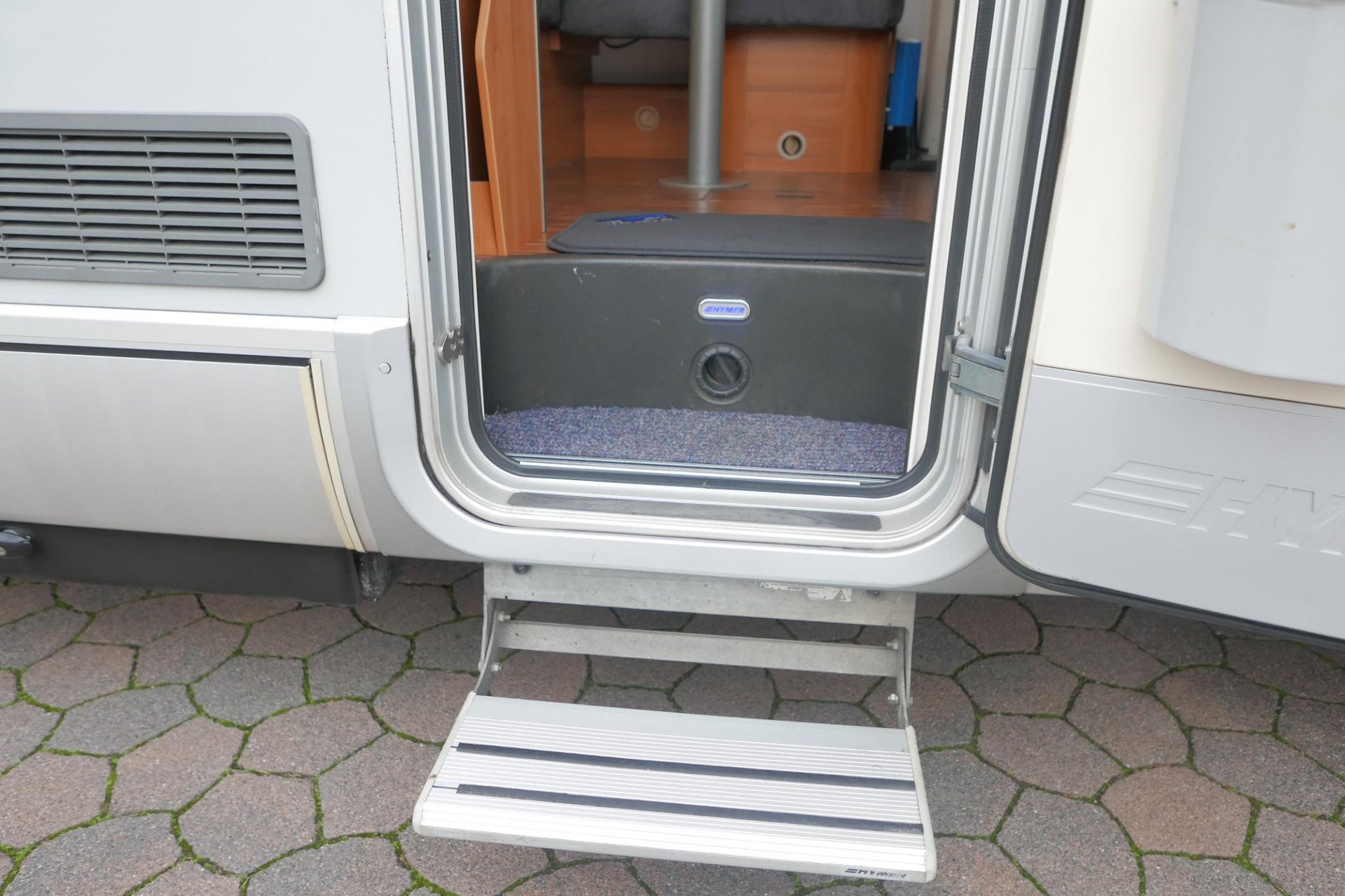 Hymer B 674 SL | 3.0 | Enkele bedden | Grote garage