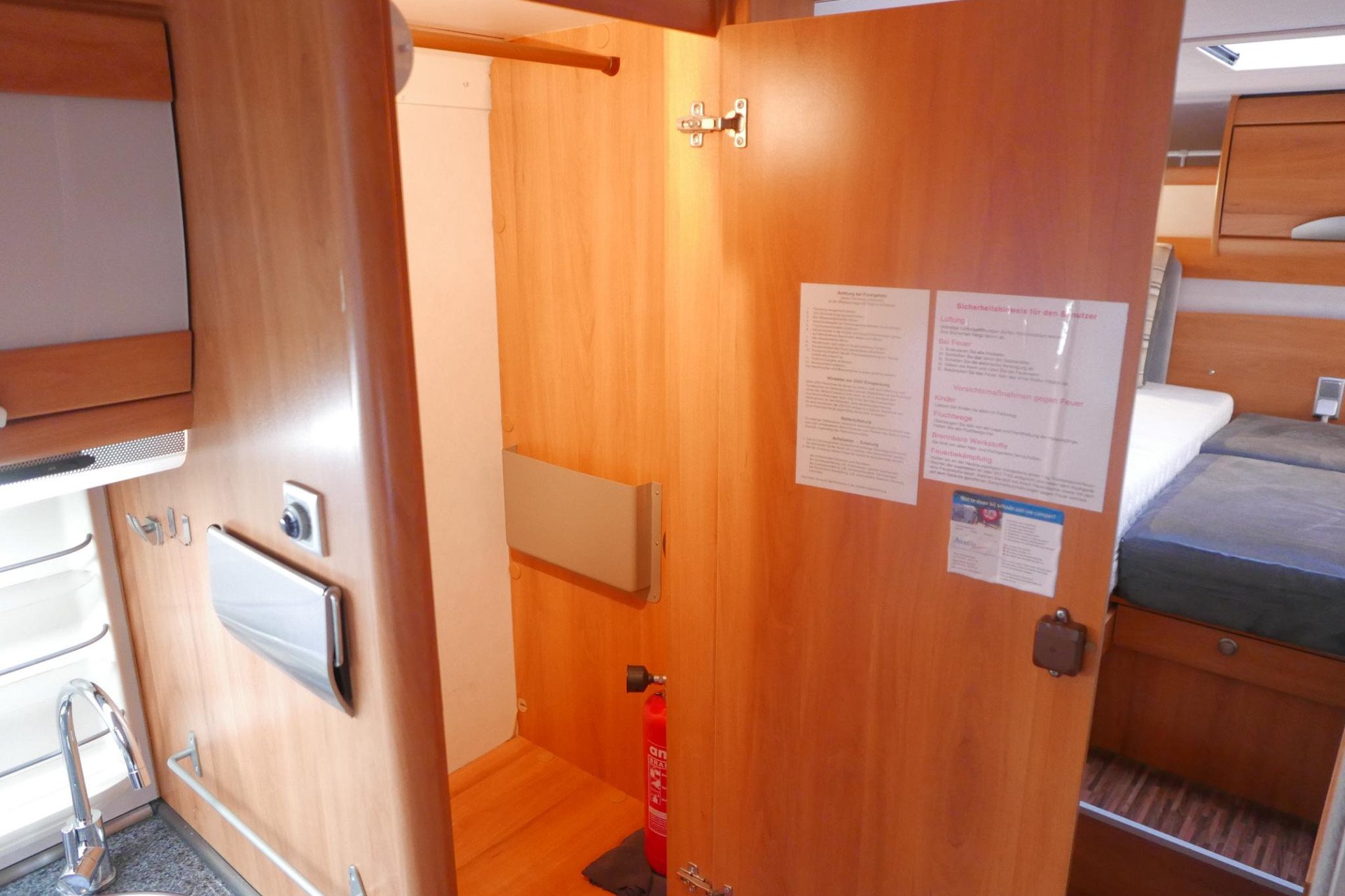 Hymer B 674 SL | 3.0 | Enkele bedden | Grote garage