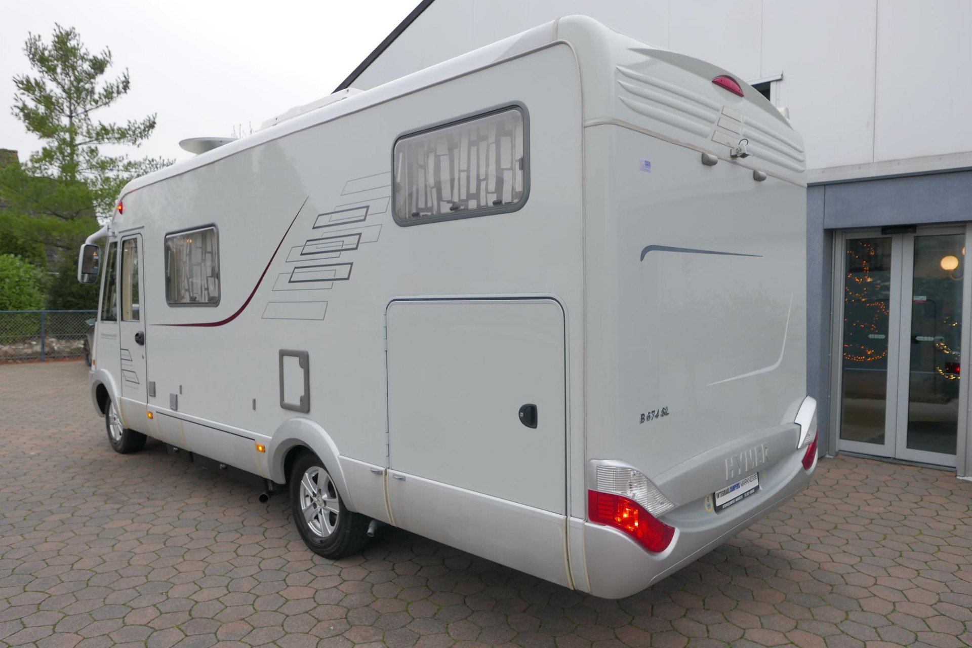 Hymer B 674 SL | 3.0 | Enkele bedden | Grote garage