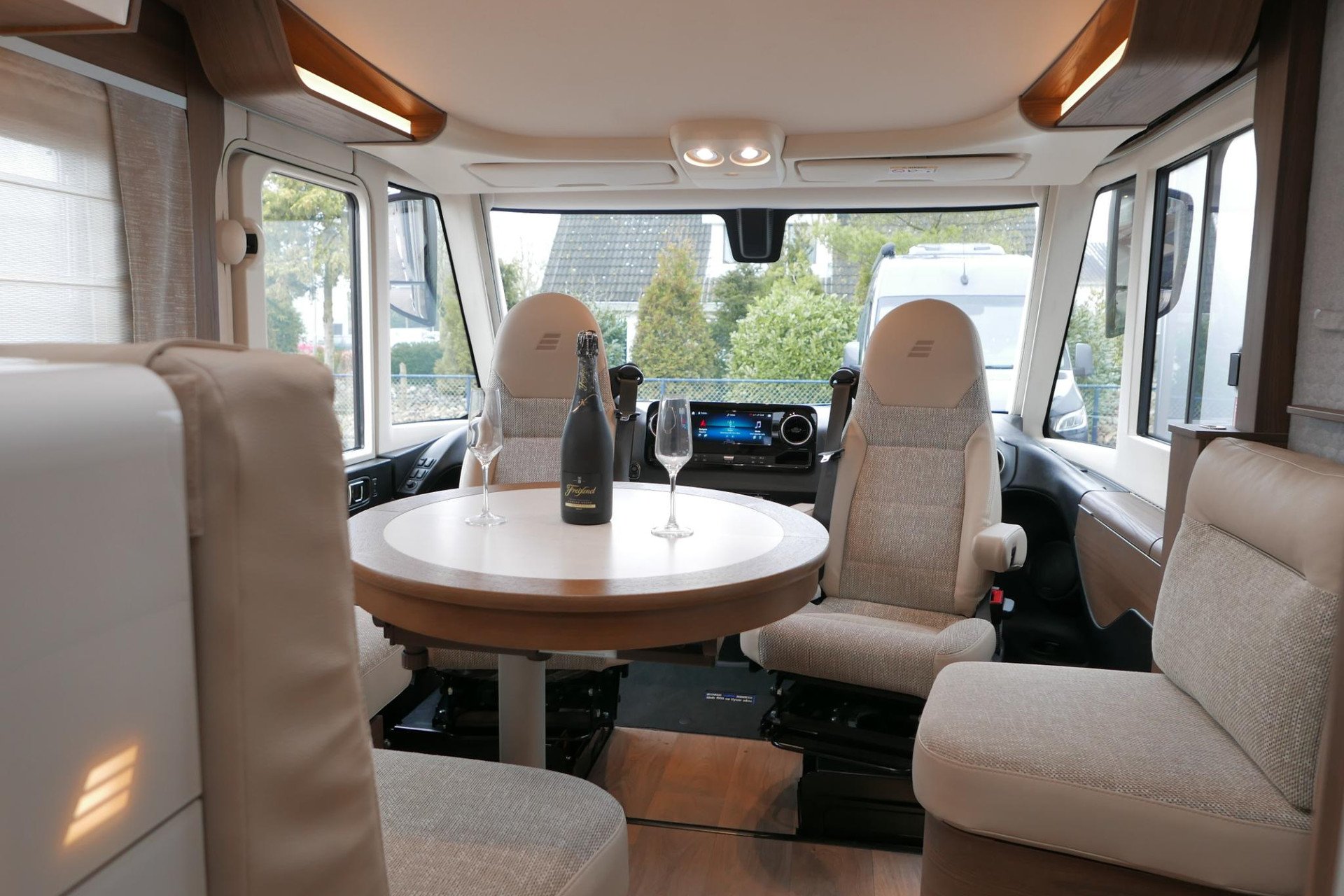 Hymer BML-I 780 MasterLine | Levelsysteem | Lithium | Enkele bedden
