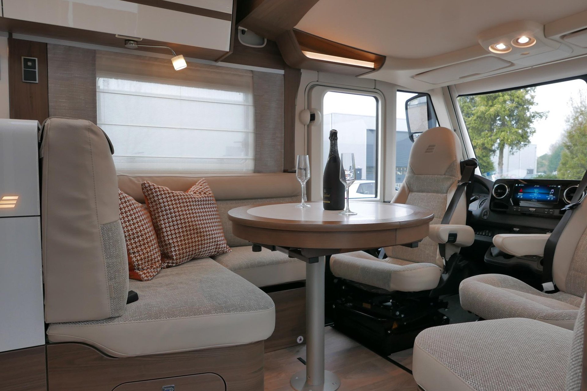 Hymer BML-I 780 MasterLine | Levelsysteem | Lithium | Enkele bedden