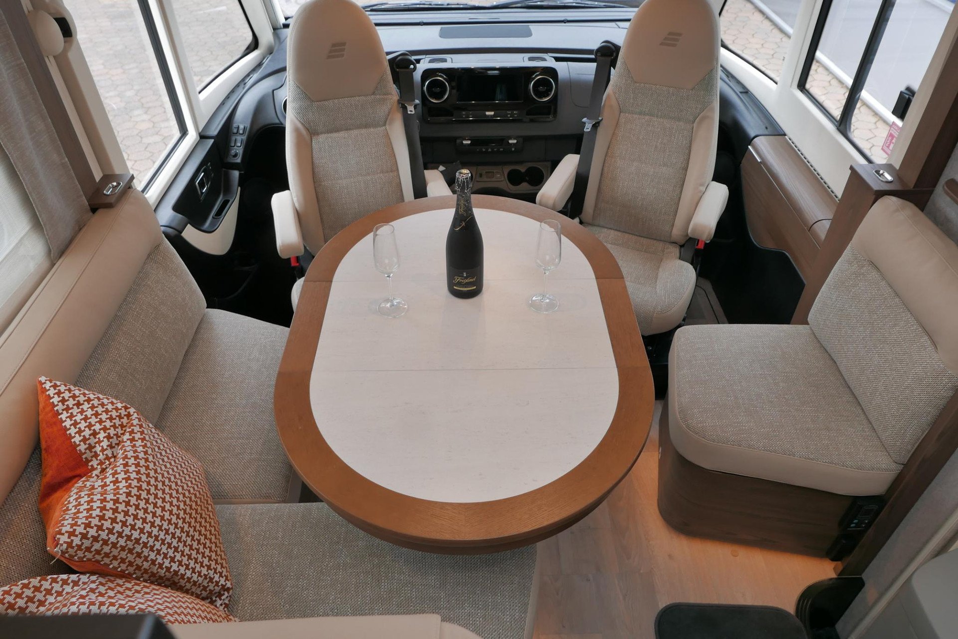 Hymer BML-I 780 MasterLine | Levelsysteem | Lithium | Enkele bedden