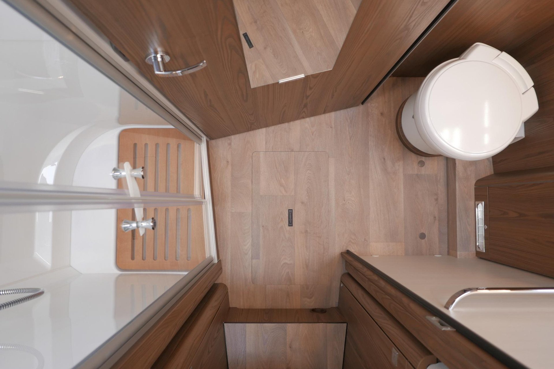 Hymer BML-I 780 MasterLine | Levelsysteem | Lithium | Enkele bedden