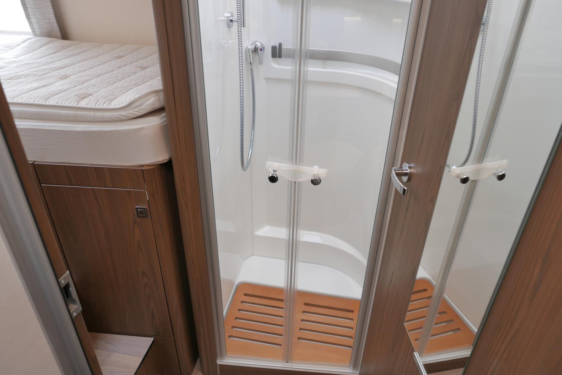 Hymer BML-I 780 MasterLine | Levelsysteem | Lithium | Enkele bedden
