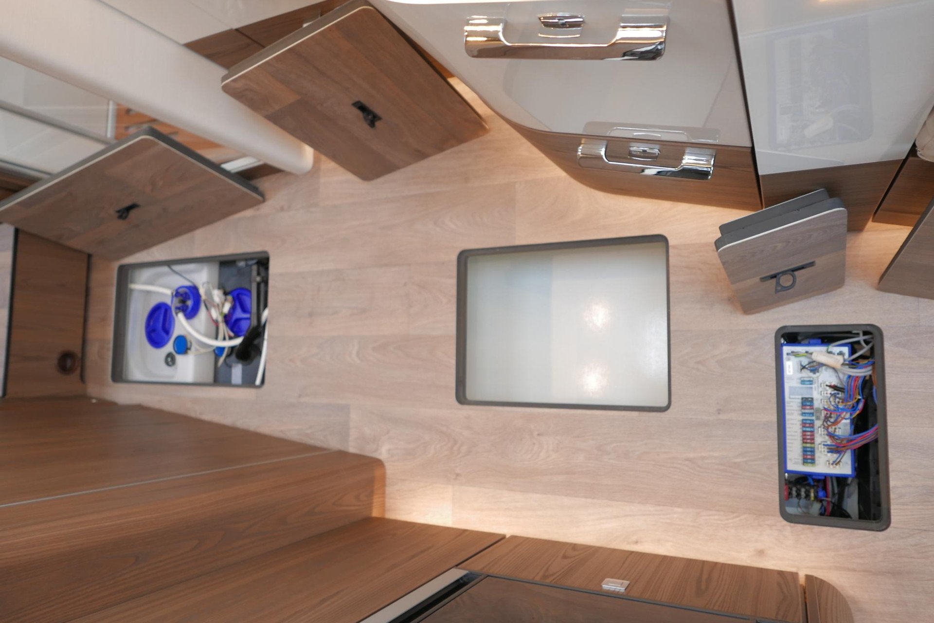 Hymer BML-I 780 MasterLine | Levelsysteem | Lithium | Enkele bedden