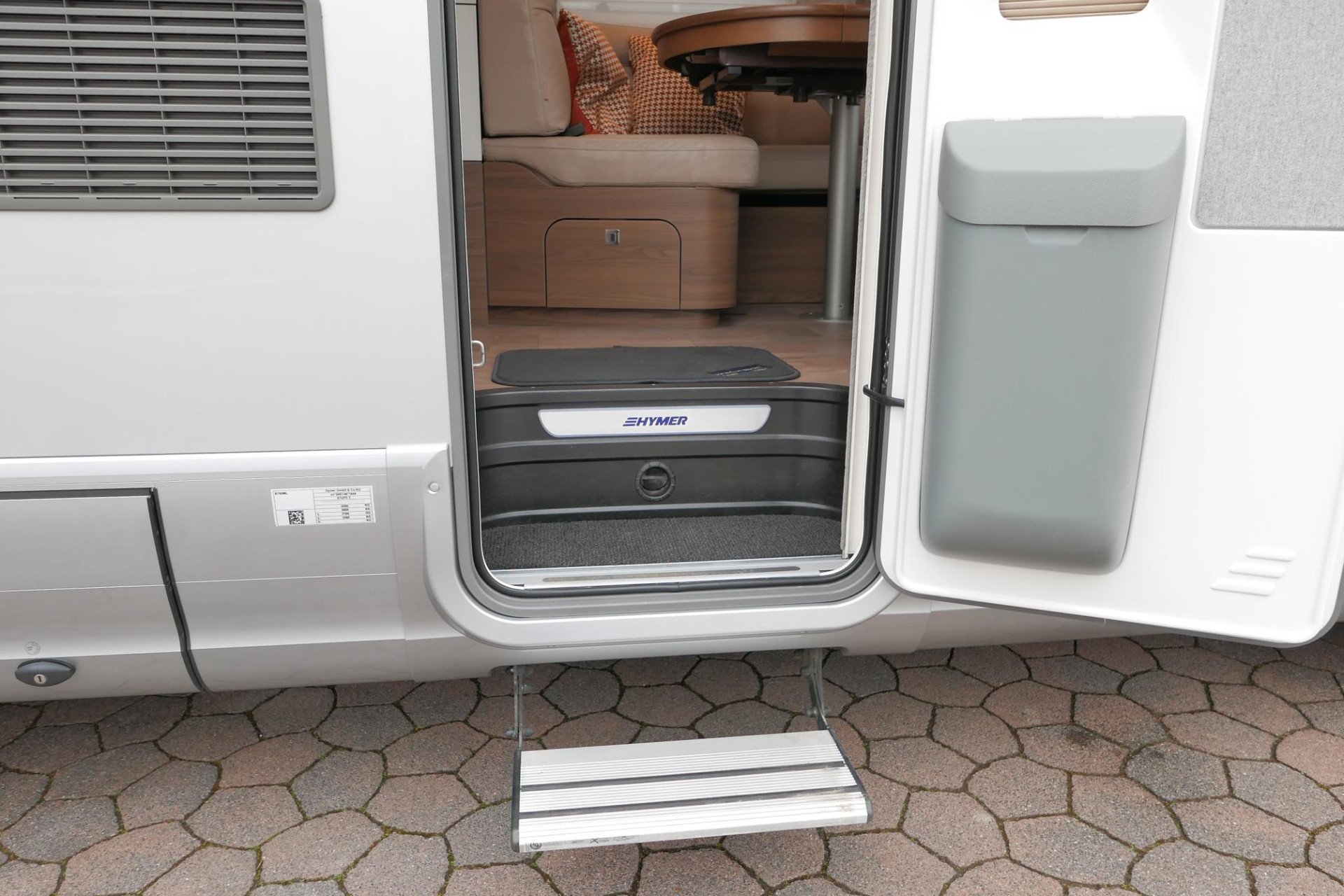 Hymer BML-I 780 MasterLine | Levelsysteem | Lithium | Enkele bedden