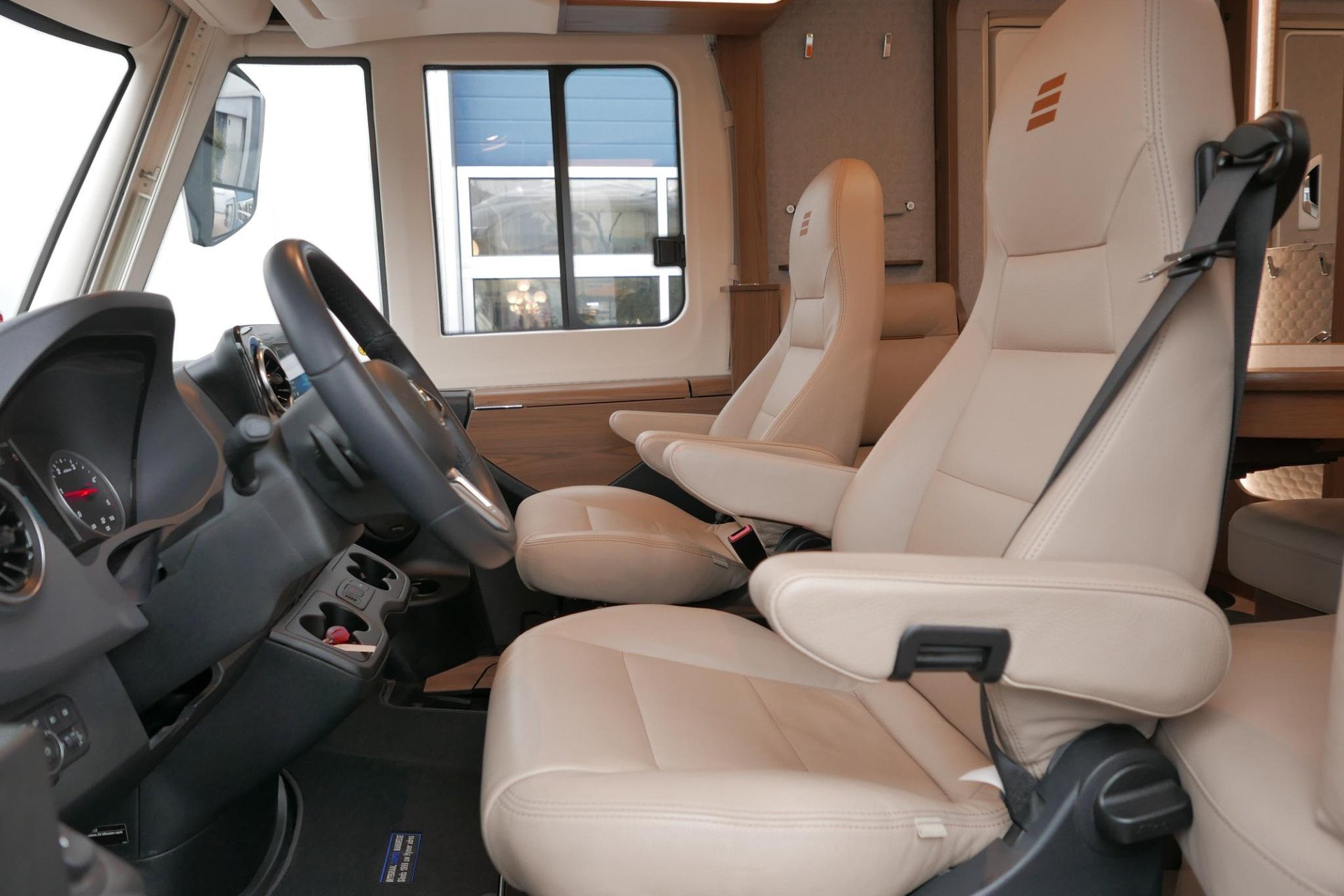 Hymer BML-I 780 MasterLine | Levelsysteem | Lithium | Enkele bedden