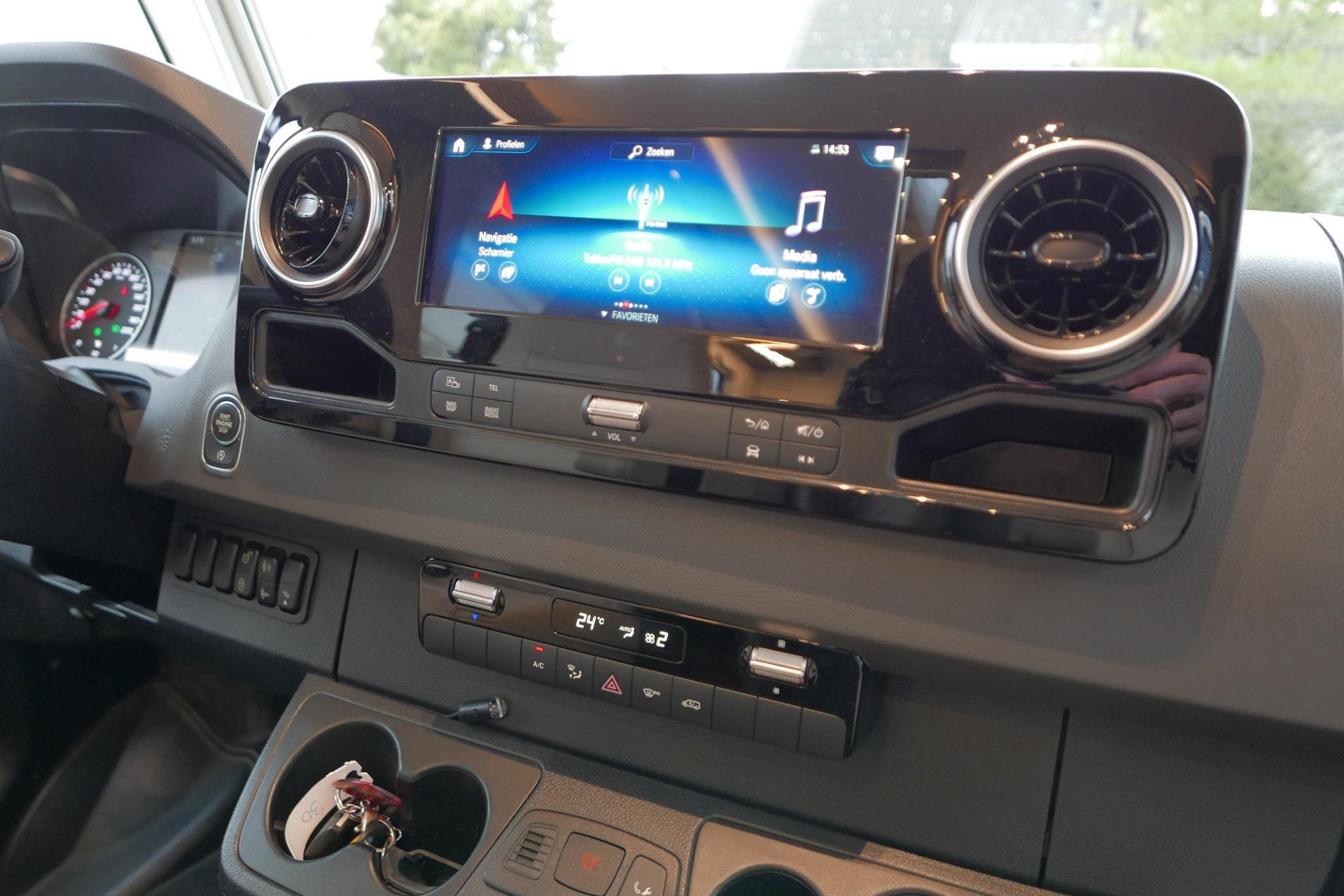 Hymer BML-I 780 MasterLine | Levelsysteem | Lithium | Enkele bedden