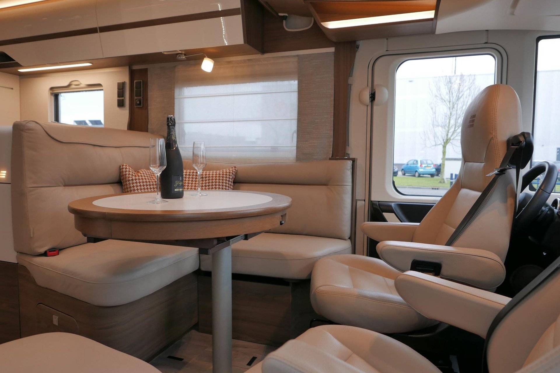 Hymer BML-I 780 MasterLine | Levelsysteem | Lithium | Enkele bedden