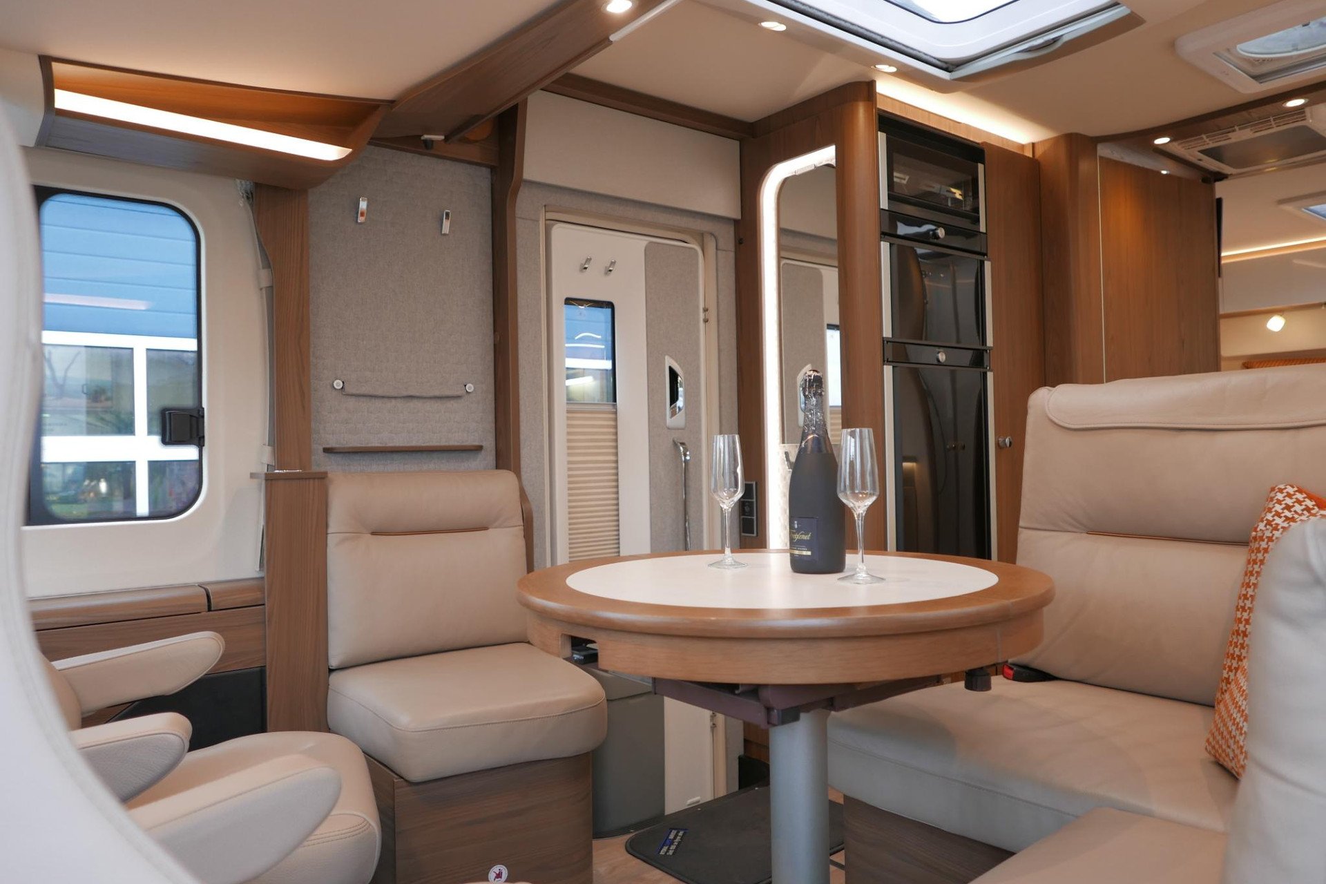 Hymer BML-I 780 MasterLine | Levelsysteem | Lithium | Enkele bedden