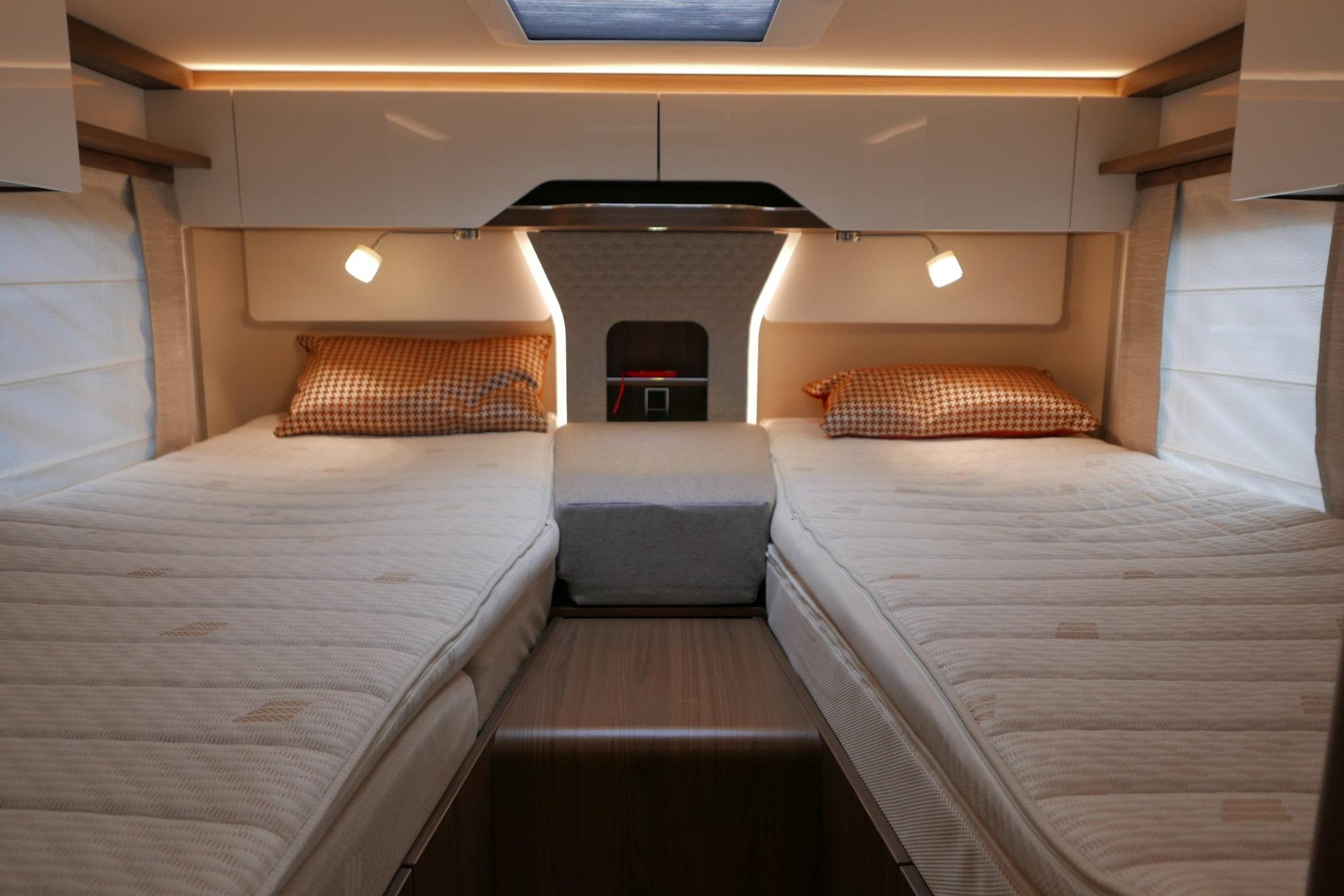 Hymer BML-I 780 MasterLine | Levelsysteem | Lithium | Enkele bedden