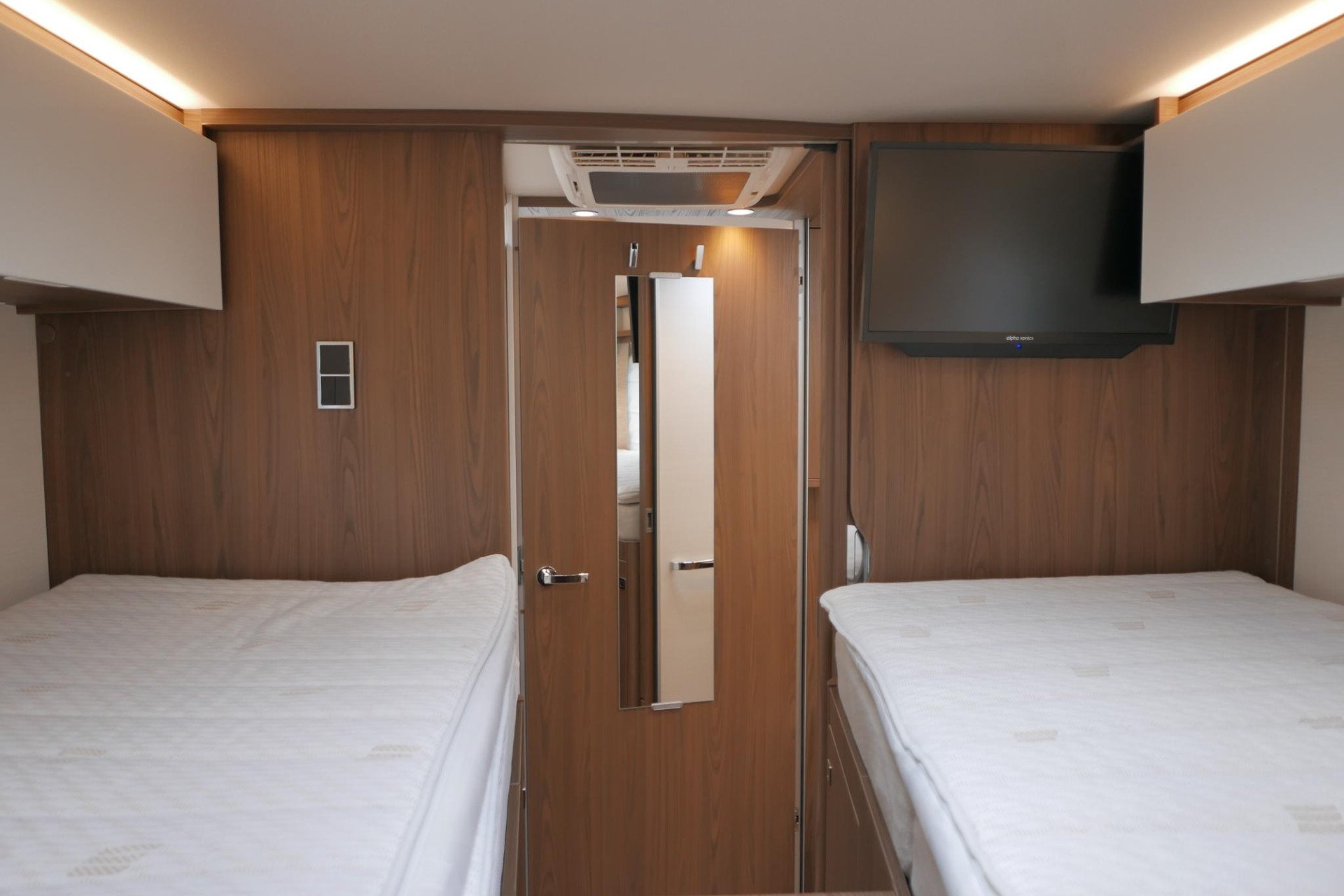 Hymer BML-I 780 MasterLine | Levelsysteem | Lithium | Enkele bedden