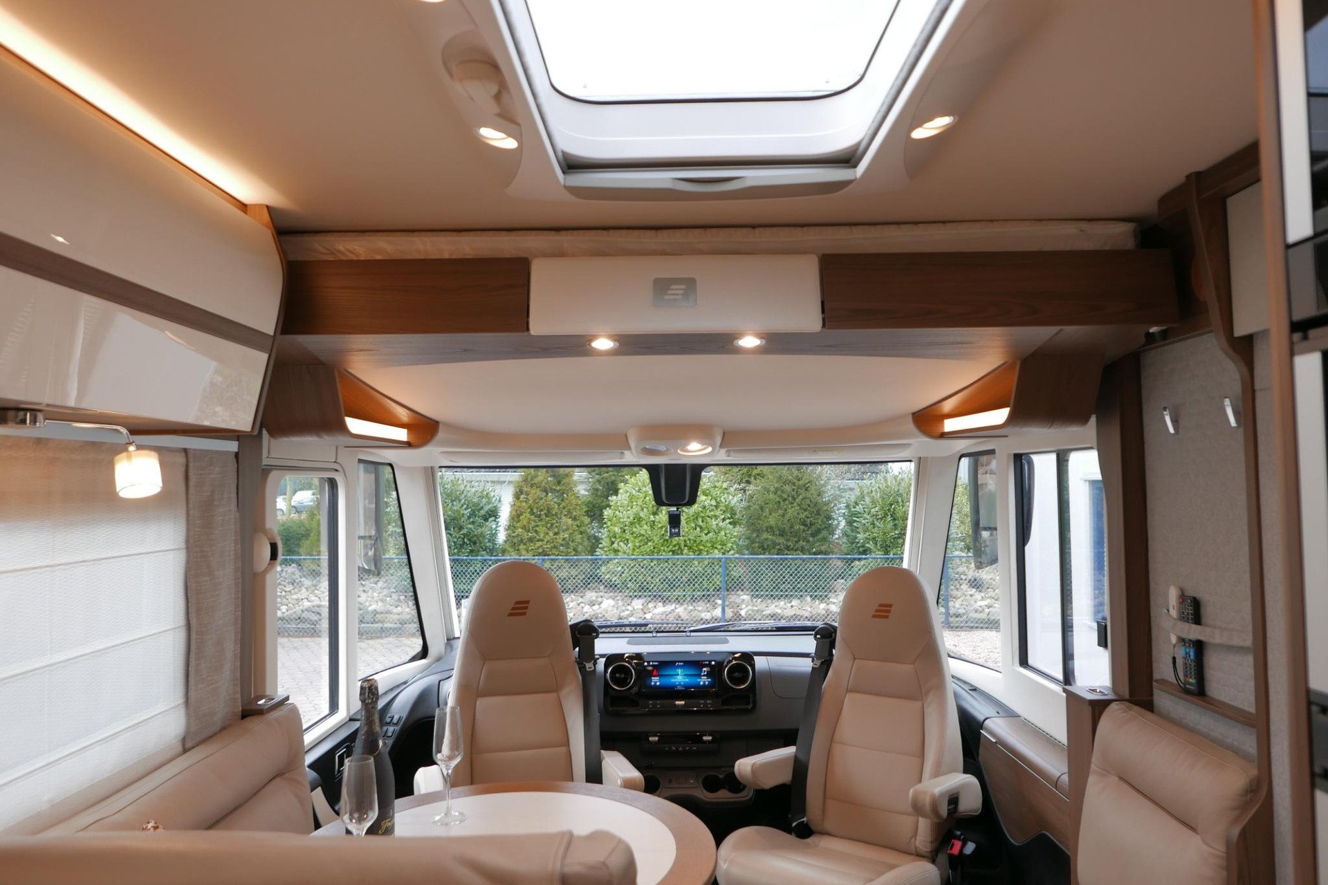 Hymer BML-I 780 MasterLine | Levelsysteem | Lithium | Enkele bedden