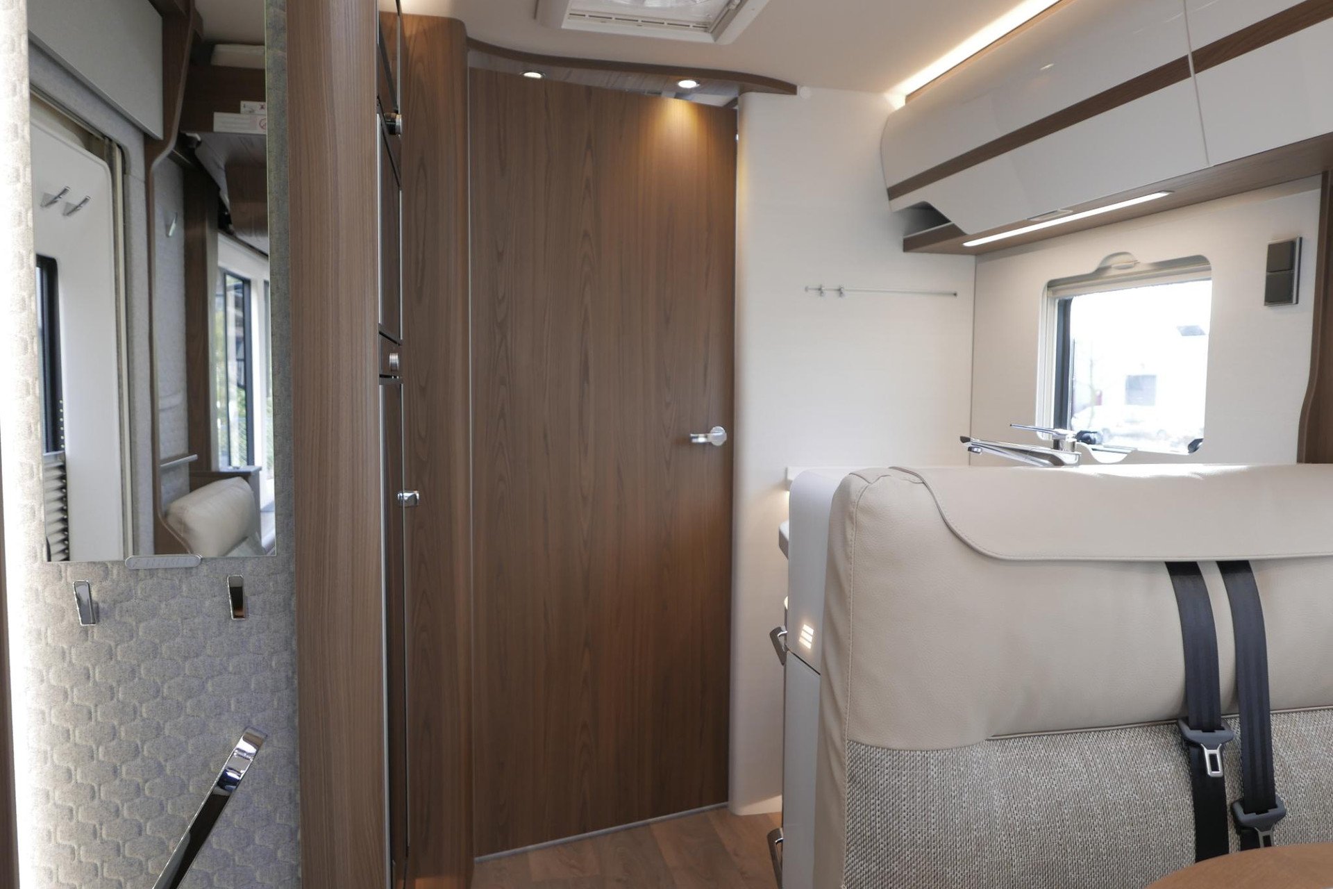 Hymer BML-I 780 MasterLine | Levelsysteem | Lithium | Airco | Enkele bedden