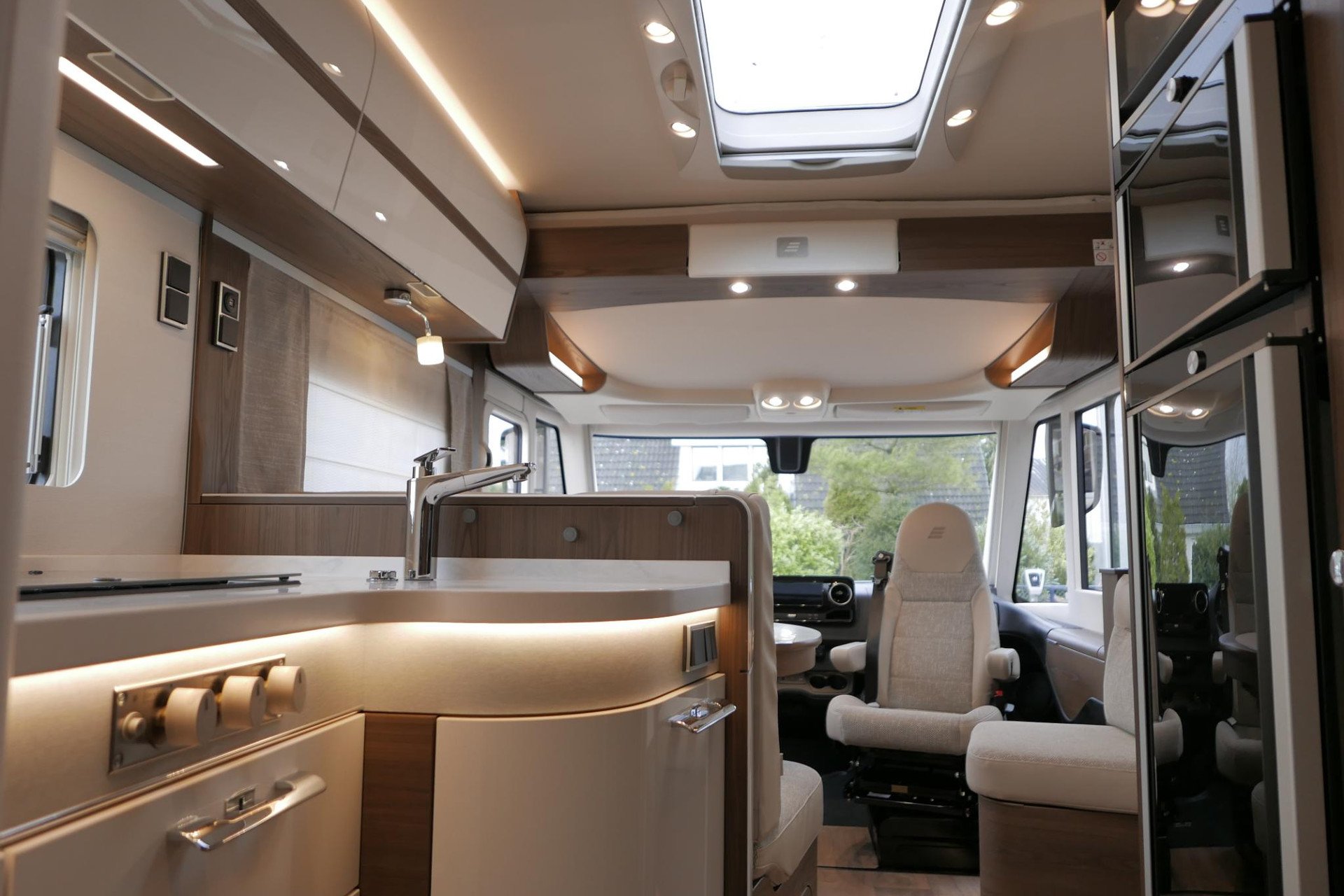 Hymer BML-I 780 MasterLine | Levelsysteem | Lithium | Airco | Enkele bedden