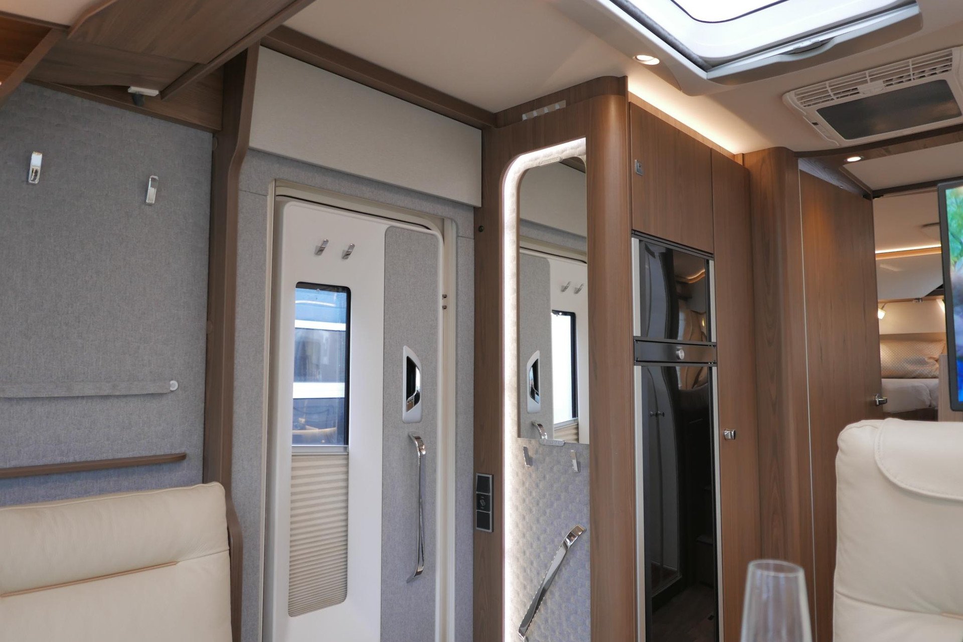 Hymer BML-I 780 MasterLine | Levelsysteem | 400 Lithium | Airco | Enkele bedden