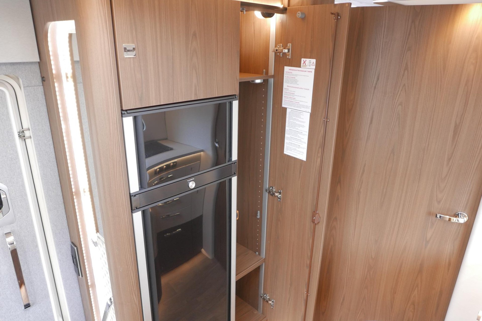 Hymer BML-I 780 MasterLine | Levelsysteem | 400 Lithium | Airco | Enkele bedden