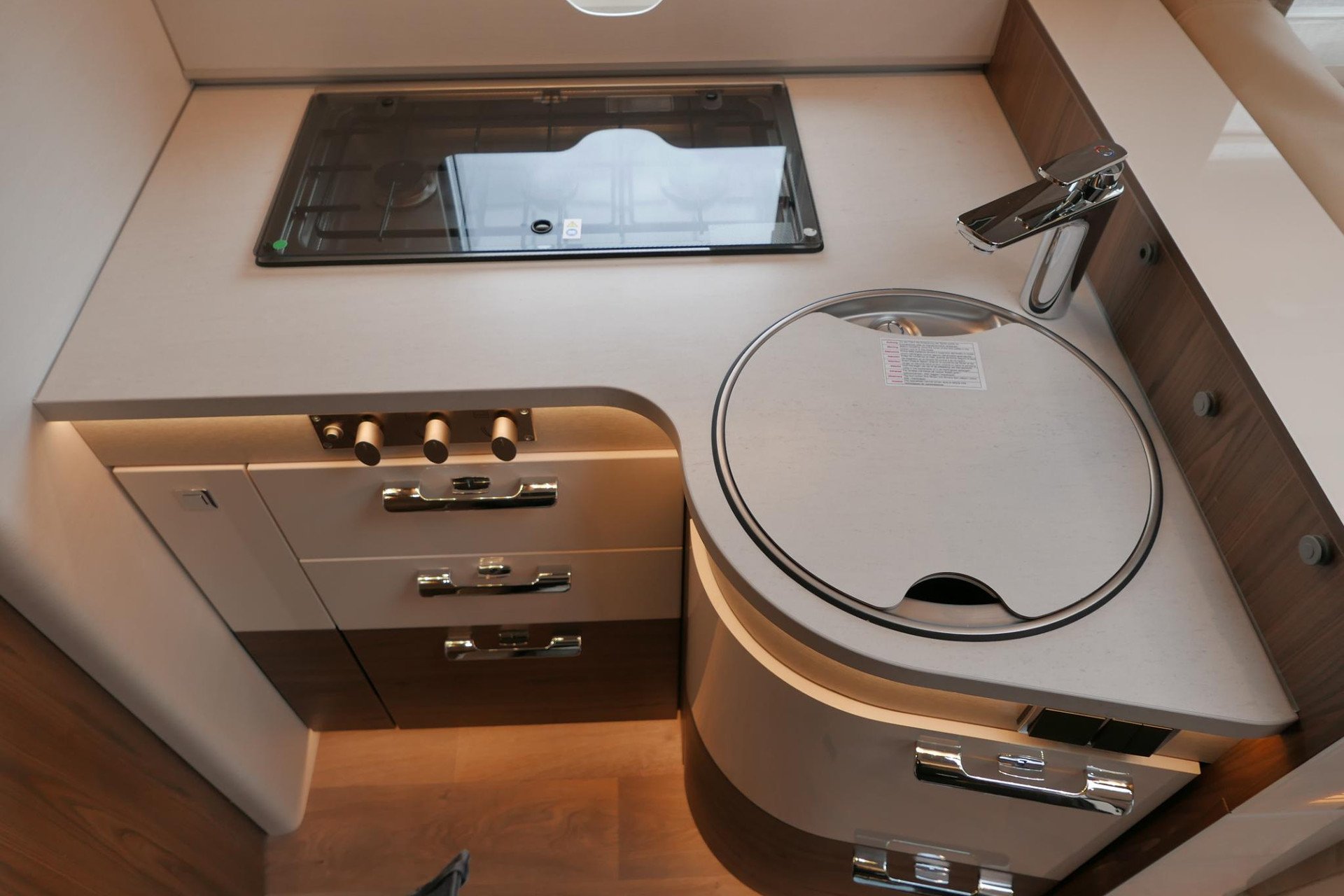Hymer BML-I 780 MasterLine | Levelsysteem | 400 Lithium | Airco | Enkele bedden
