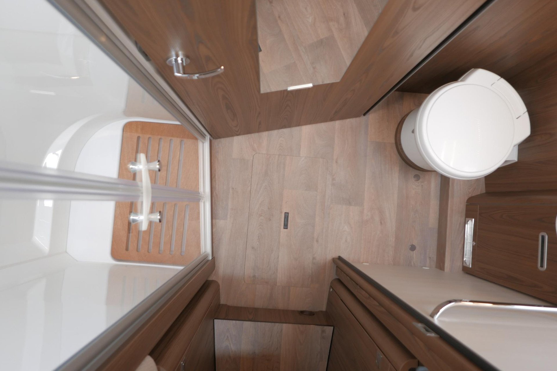Hymer BML-I 780 MasterLine | Levelsysteem | 400 Lithium | Airco | Enkele bedden