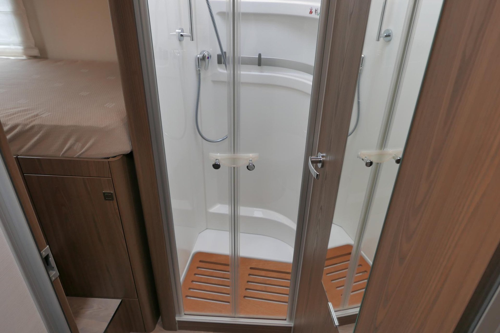 Hymer BML-I 780 MasterLine | Levelsysteem | 400 Lithium | Airco | Enkele bedden