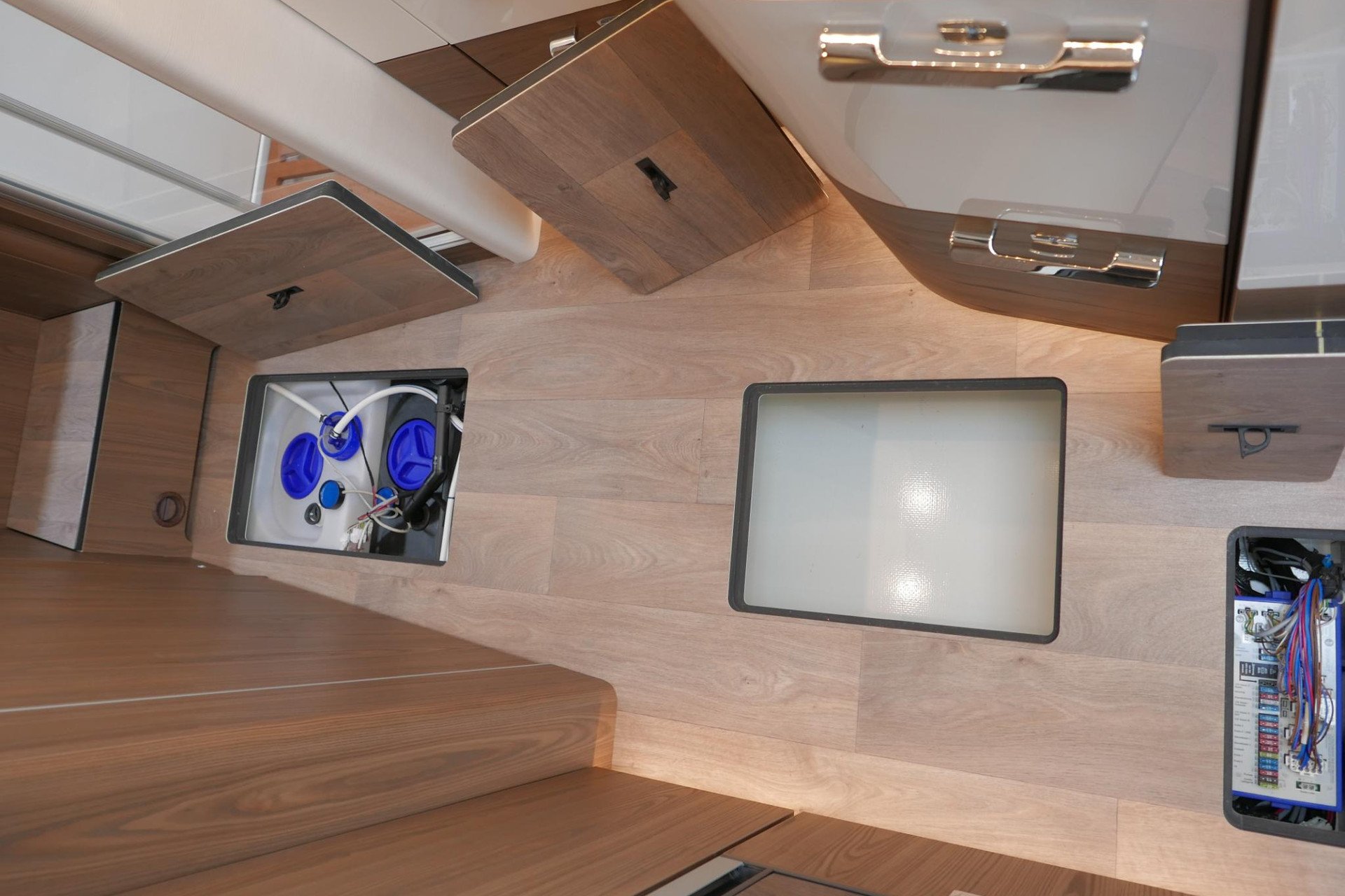 Hymer BML-I 780 MasterLine | Levelsysteem | 400 Lithium | Airco | Enkele bedden