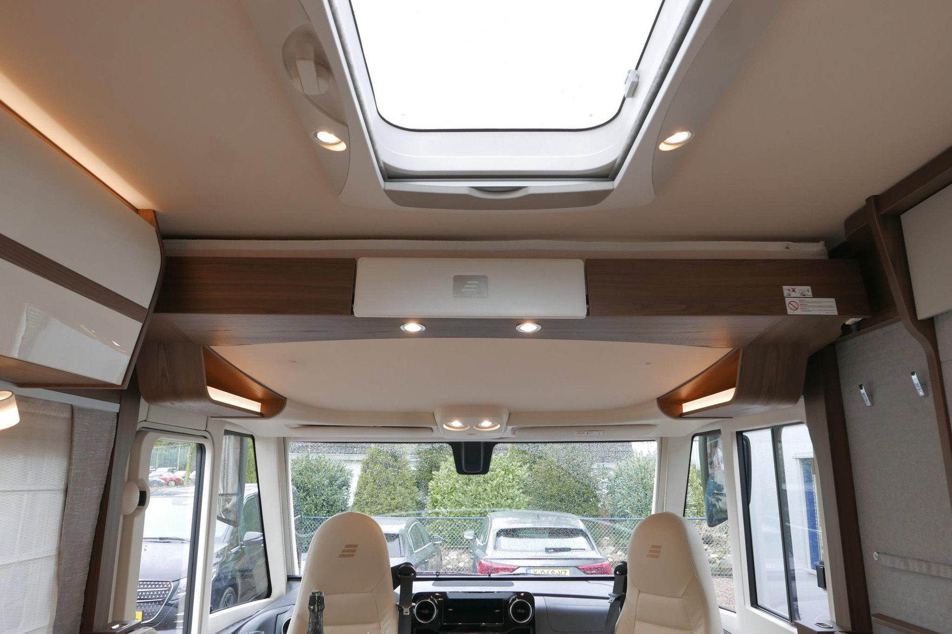 Hymer BML-I 780 MasterLine | Levelsysteem | 400 Lithium | Airco | Enkele bedden