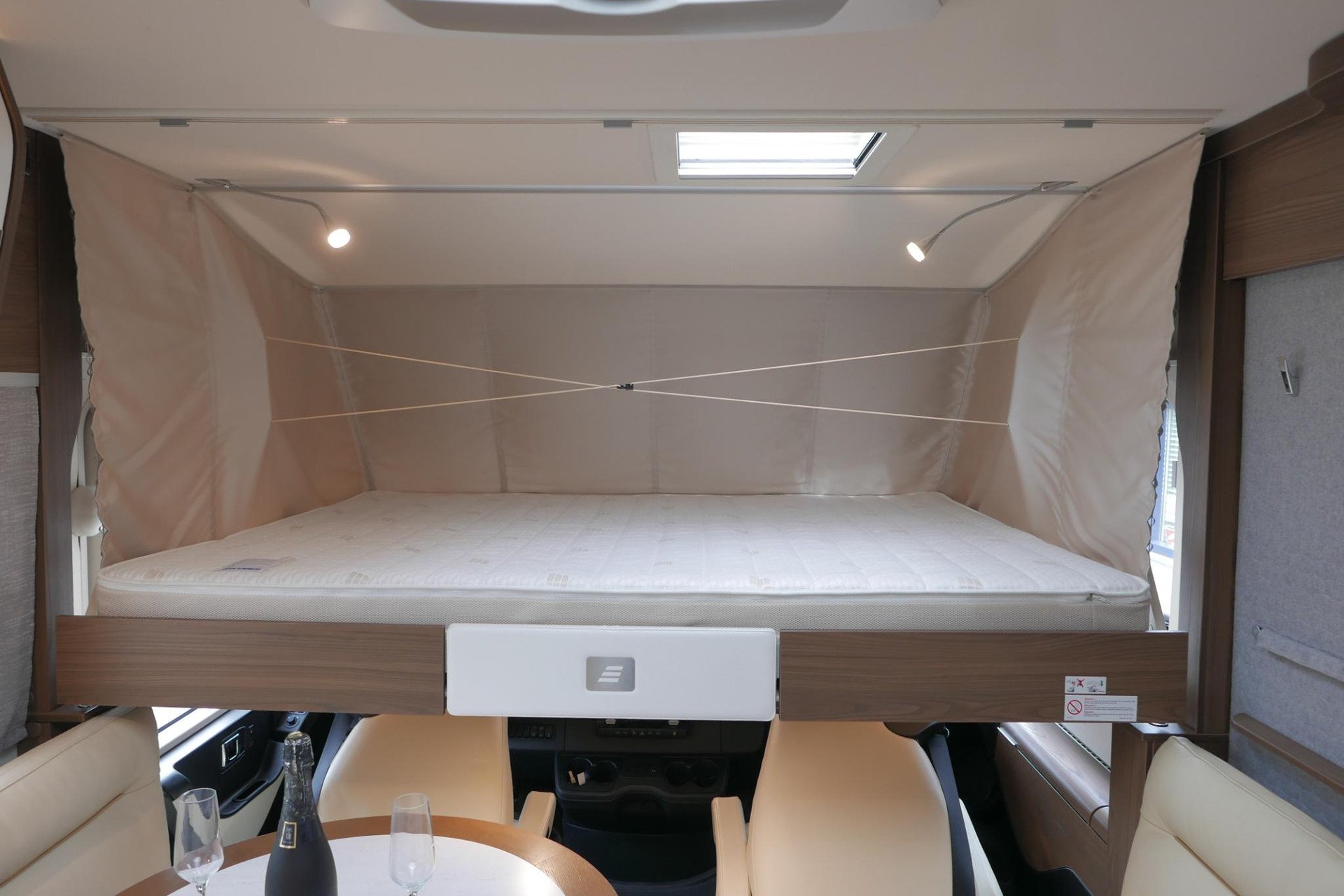 Hymer BML-I 780 MasterLine | Levelsysteem | 400 Lithium | Airco | Enkele bedden