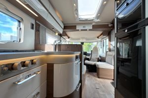 Hymer BML-I 790 | Levelsysteem | Queensbed | Airco | Hefbed