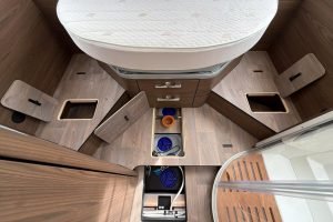 Hymer BML-I 790 | Levelsysteem | Queensbed | Airco | Hefbed