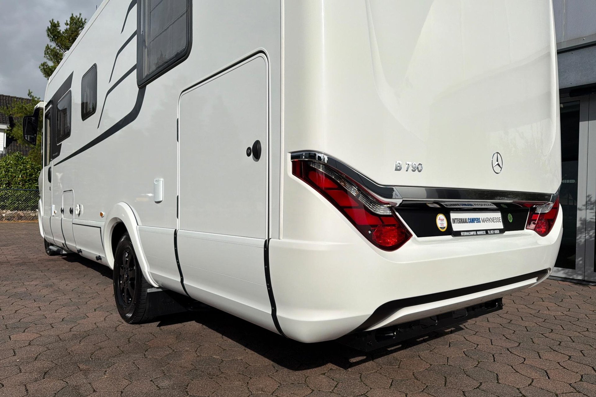 Hymer BML-I 790 | Levelsysteem | Queensbed | Airco | Hefbed