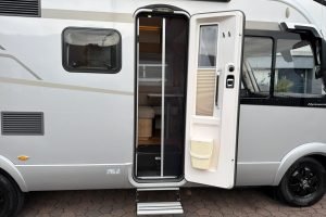 Hymer BMC-I 580 | Premium | Lithium | Grand Oak | Hefbed