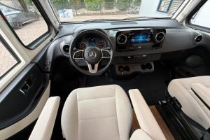 Hymer BMC-I 580 | Premium | Lithium | Grand Oak | Hefbed