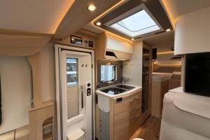 Hymer BMC-I 580 | Premium | Lithium | Grand Oak | Hefbed