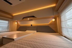 Hymer BMC-I 580 | Premium | Lithium | Grand Oak | Hefbed