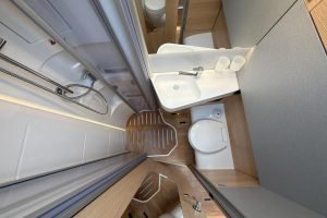 Hymer BMC-I 580 | Premium | Lithium | Grand Oak | Hefbed
