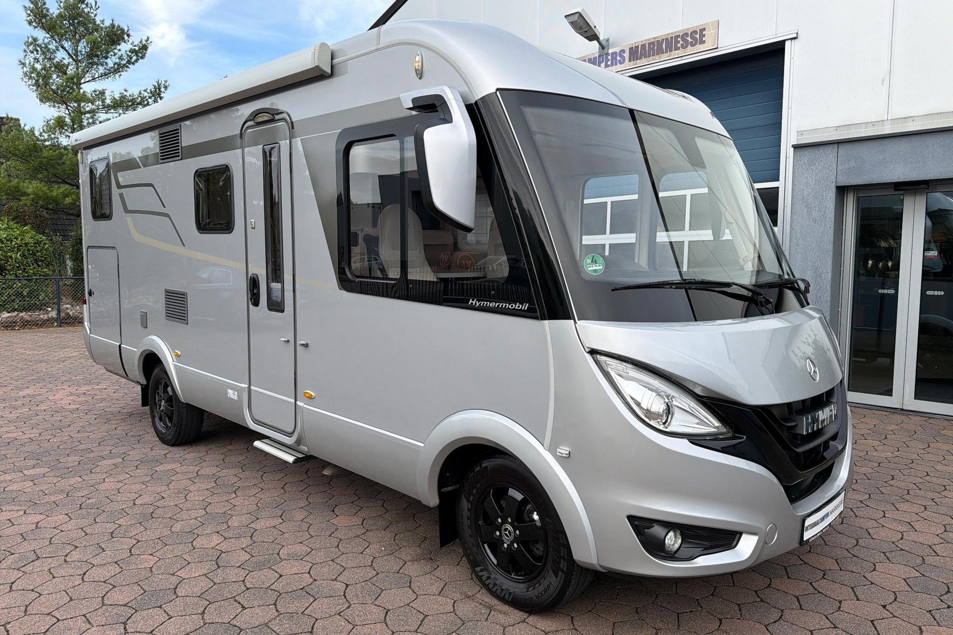 Hymer BMC-I 580 | Premium | Lithium | Grand Oak | Hefbed