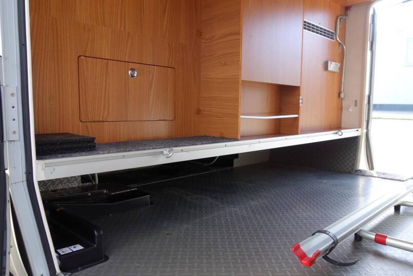 Hymer B 674 SL Star Edition 3.0 AUTOMAAT, 2 aparte bedden, garage, vol optie 11