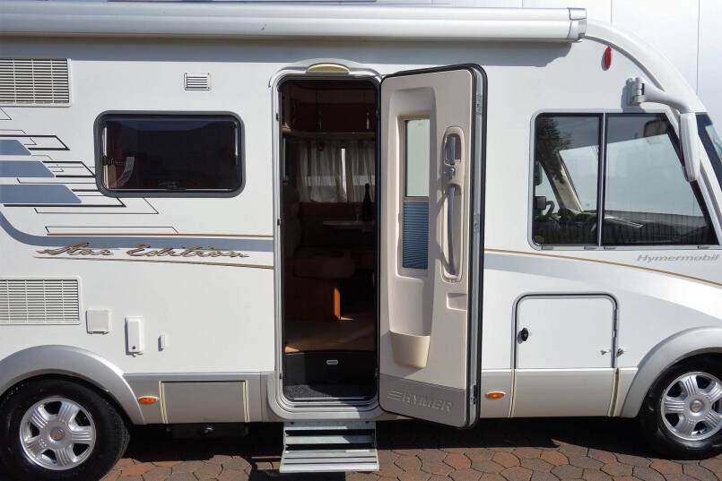 Hymer B 674 SL Star Edition 3.0 AUTOMAAT, 2 aparte bedden, garage, vol optie 16