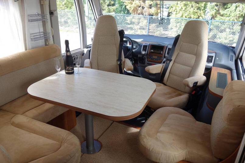 Hymer B 674 SL Star Edition 3.0 AUTOMAAT, 2 aparte bedden, garage, vol optie 20
