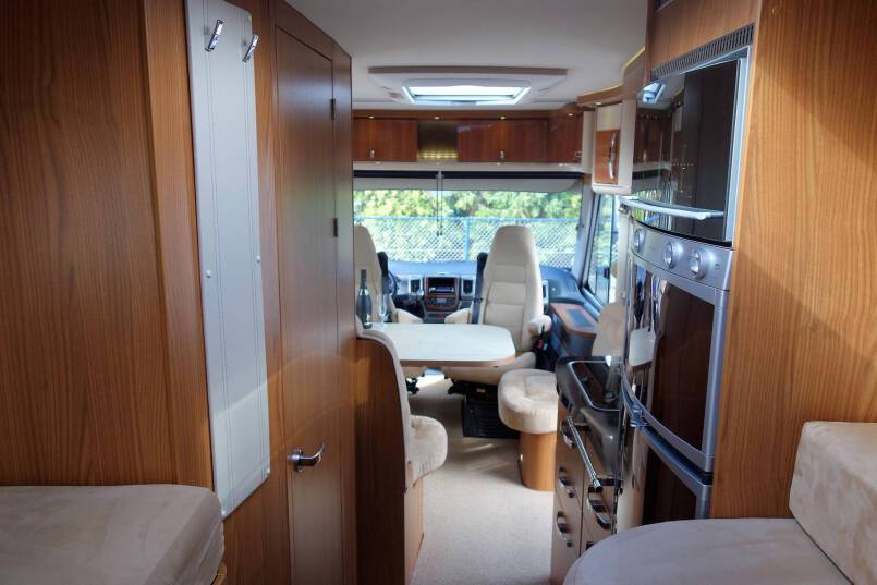 Hymer B 674 SL Star Edition 3.0 AUTOMAAT, 2 aparte bedden, garage, vol optie 27