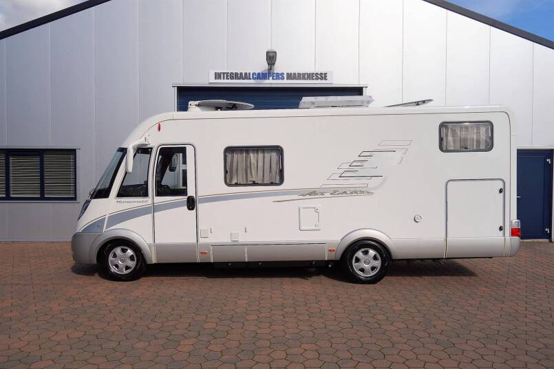 Hymer B 674 SL Star Edition 3.0 AUTOMAAT, 2 aparte bedden, garage, vol optie 2