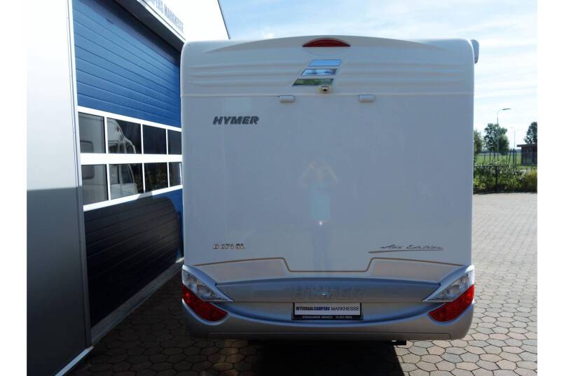 Hymer B 674 SL Star Edition 3.0 AUTOMAAT, 2 aparte bedden, garage, vol optie 3