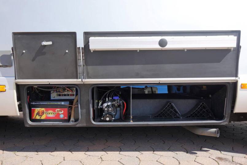 Hymer B 614 SL E&P level systeem, 2 x airco, vol optie 15