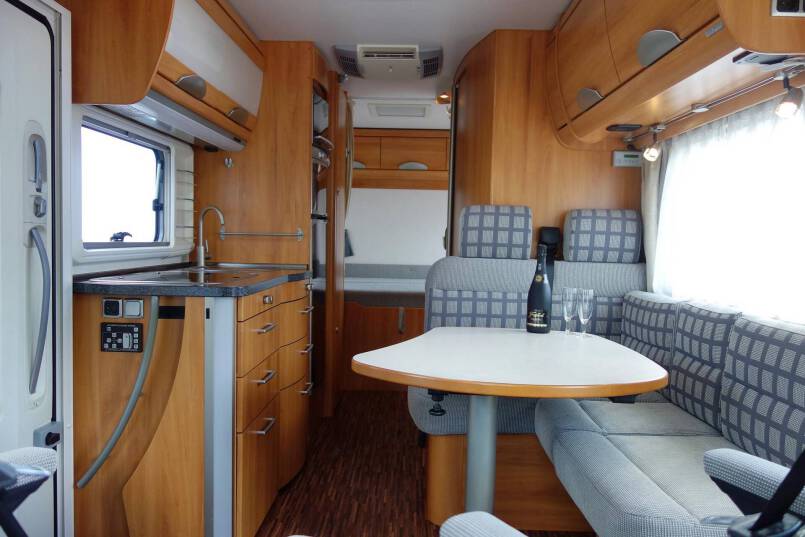 Hymer B 614 SL E&P level systeem, 2 x airco, vol optie 25