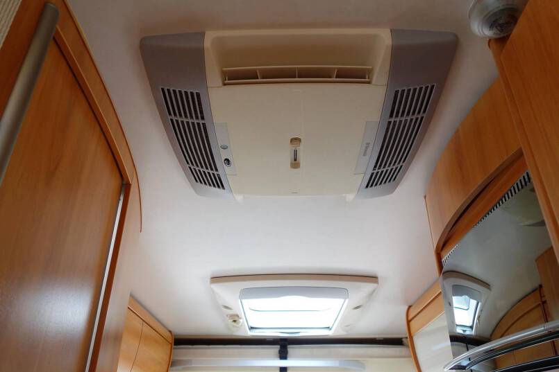 Hymer B 614 SL E&P level systeem, 2 x airco, vol optie 31