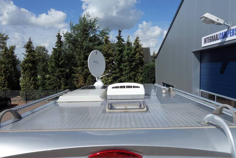 Hymer B 614 SL E&P level systeem, 2 x airco, vol optie 34
